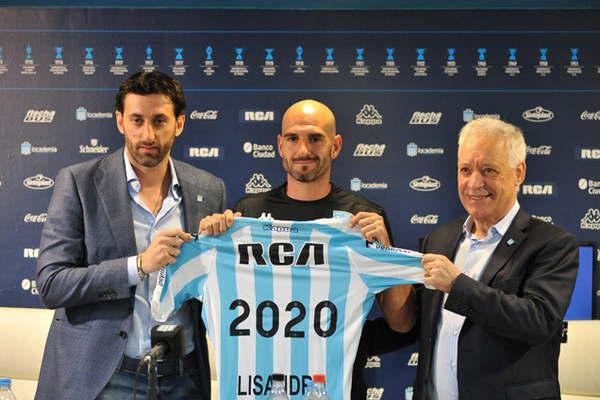 Loacutepez renovoacute hasta 2020