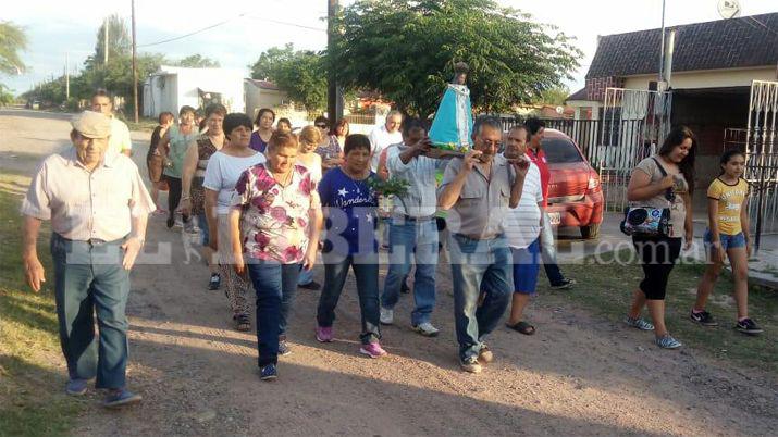 La Virgen del Valle recorrió los barrios choyanos
