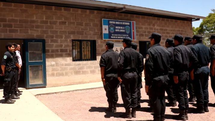 Policiacuteas del Centro Uacutenico de Detenidos homenajearon a tripulantes del ARA San Juan