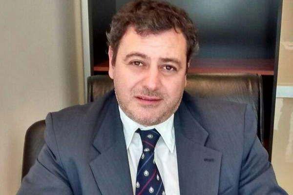 Detienen a gastronoacutemico acusado de amenazar a una menor de edad