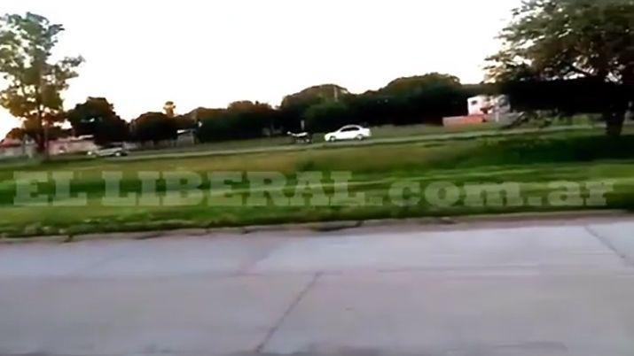 La imprudencia al mximo sobre la principal ruta que atraviesa la ciudad de Frías