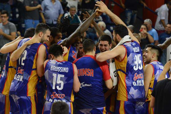 Quimsa defiende el invicto en su debut como local