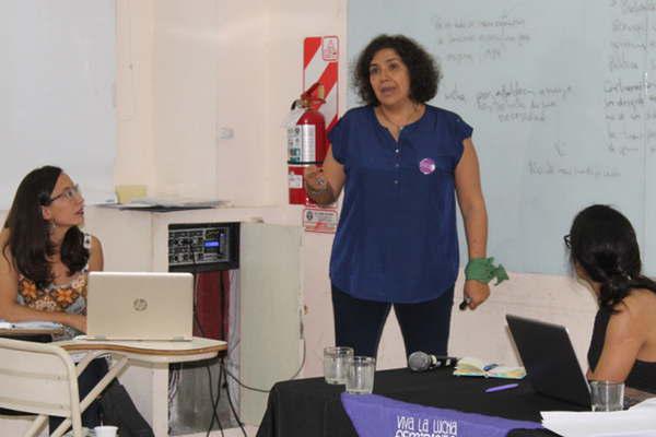 Debate en el cierre del ciclo Intercambios en Trabajo Social 