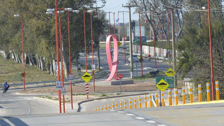 Seguridad vial- iquestquieacuten tiene prioridad de paso en una rotonda