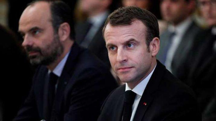 Macron reconocioacute una crisis social y econoacutemica y anuncioacute medidas