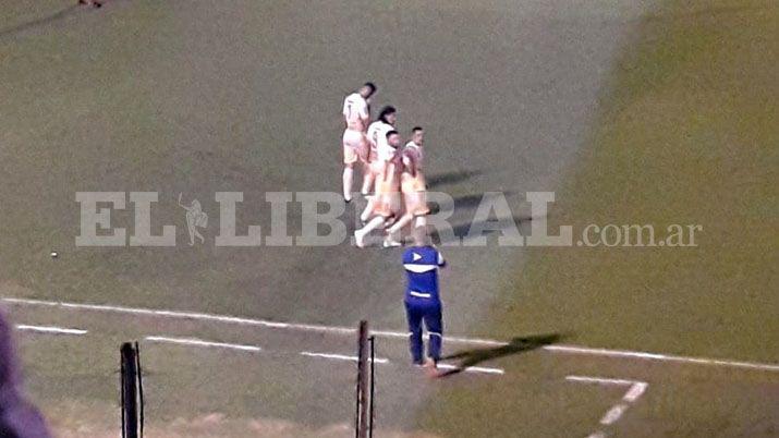 Mitre sumoacute una importante victoria ante Deportivo Moroacuten