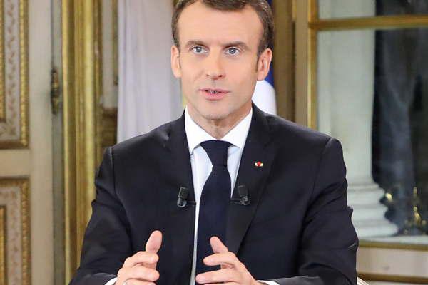 Macron declaroacute a Francia en emergencia econoacutemica y social