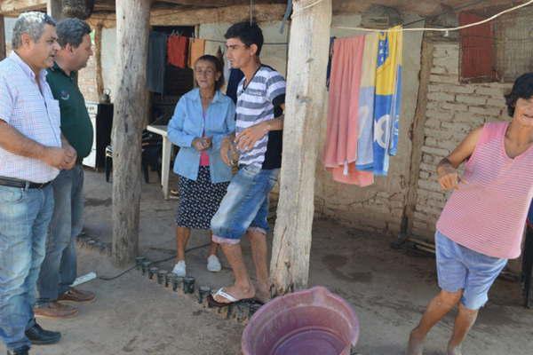 Provincia y municipio construiraacuten viviendas para treinta familias