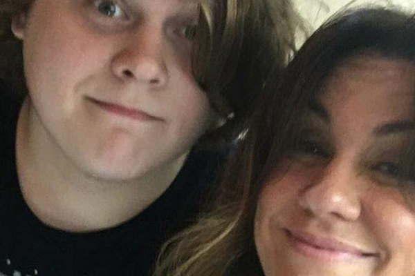 El hijo de Nancy Duplaacutea sigue sus pasos