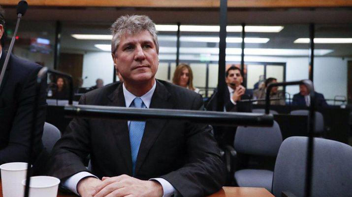 Boudou excarcelado bajo fianza pero con tobillera y prohibicioacuten de salir del paiacutes