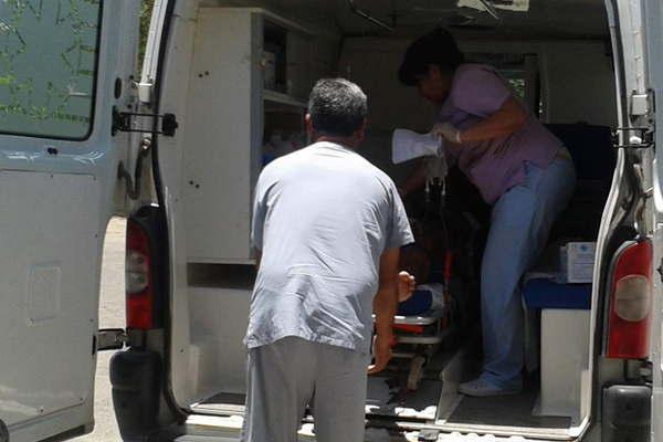 Choque de motos dejoacute como saldo 4 menores con diversas heridas