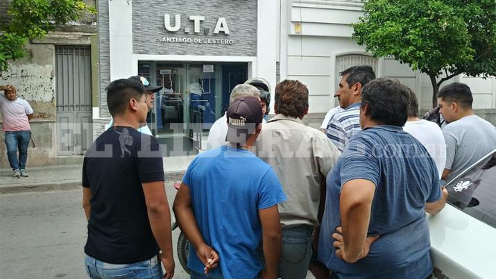 Reunión clave en UTA- choferes definen si mañana habr� paro