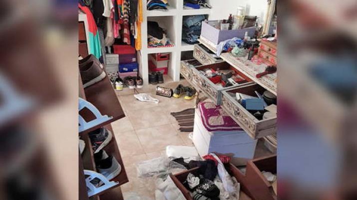 Lo contratoacute para cortar el pasto y le desvalijoacute su local