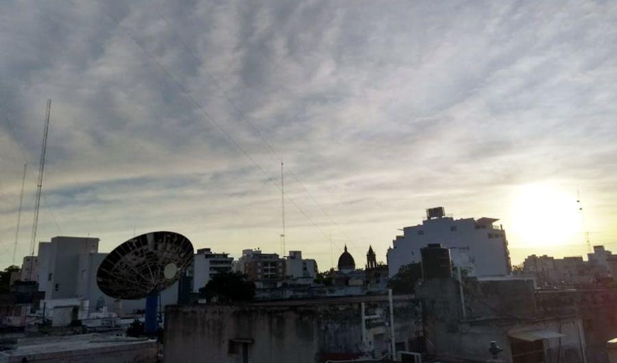 Viernes caluroso huacutemedo y con probabilidad de tormentas