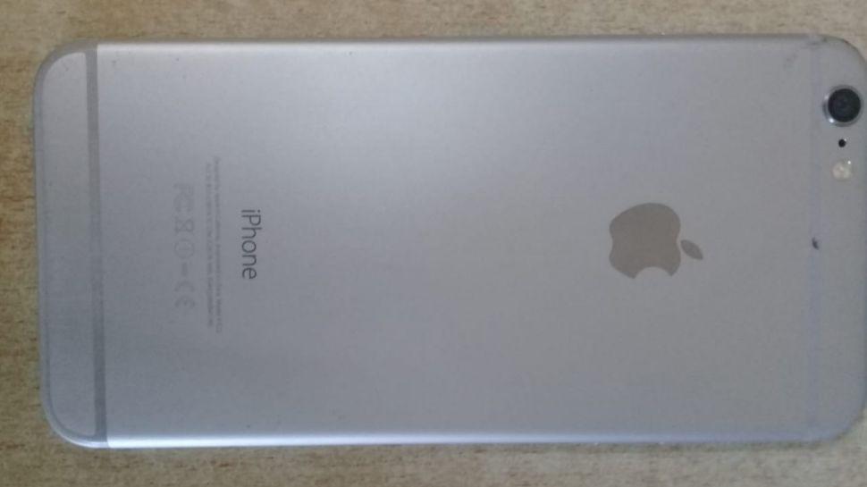 Policiacutea de Los Juriacutees recuperoacute un costoso teleacutefono