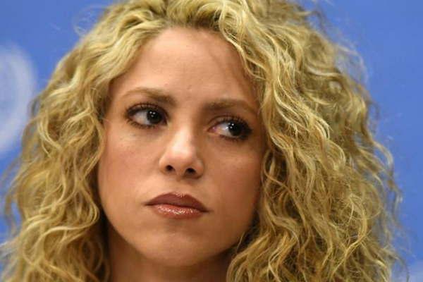Fiscaliacutea espantildeola querelloacute a Shakira por fraude fiscal 