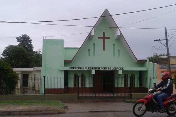 Ni la iglesia Nuestra Sentildeora de Lourdes zafoacute de los ladrones