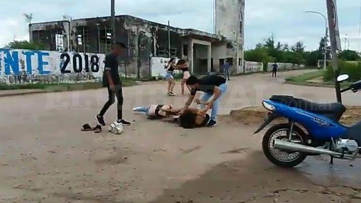 Violenta pelea entre cuatro adolescentes en Antildeatuya