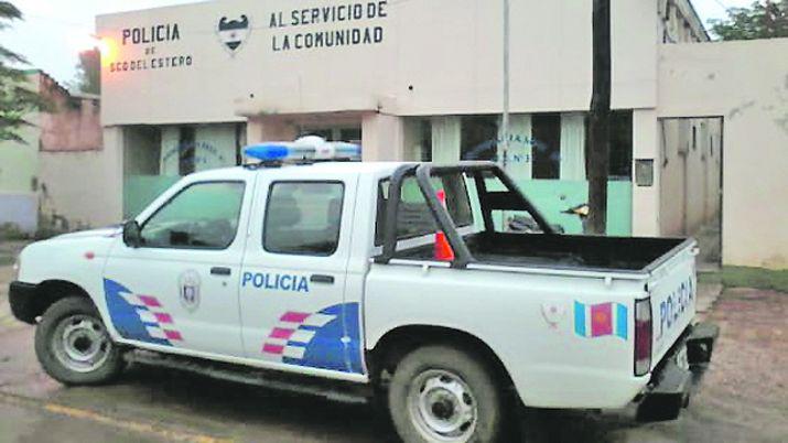 AYUDA La víctima con un ojo visiblemente lesionado se presentó en la policía para ser auxiliada 

