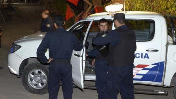 Adolescentes fueron a tacadas con un cuchillo para robarles el celular