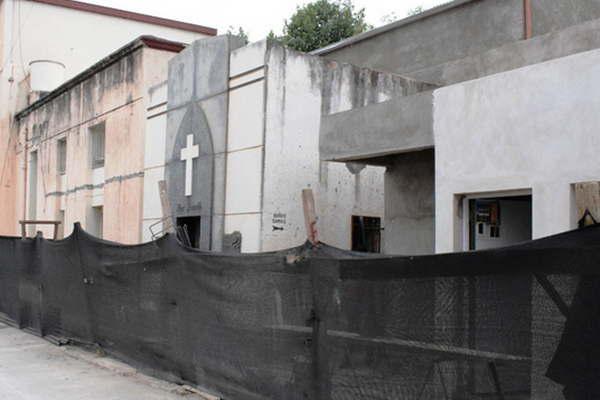 El municipio realiza mejoras en el cementerio La Piedad 