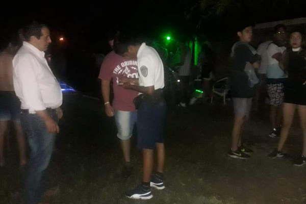 Cientos de menores alcoholizados fueron desalojados de dos fiestas clandestinas