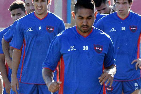 Oliveira quiere llevar a Guumlemes  al Federal A 