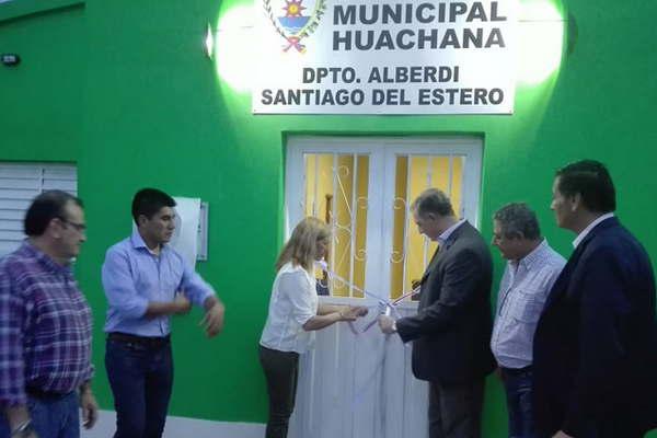 La Comisioacuten Municipal de Huachana inauguroacute su flamante edificio