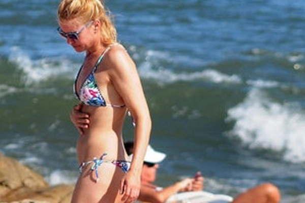 Valeria y su familia disfrutan de las playas estentildeas