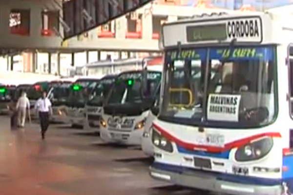 En Coacuterdoba hay unas 300 localidades que se quedaraacuten sin colectivos