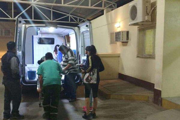 Mujer terminoacute hospitalizada tras ser embestida por ciclista en La Aguada