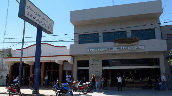 Familiares y amigos despiden los restos de Lito Infante