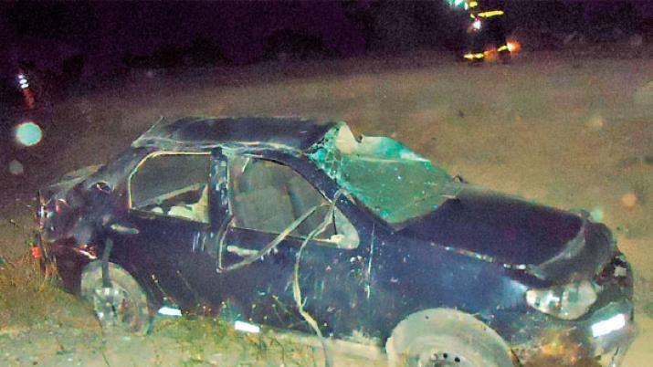 Los Nuacutentildeez- un hombre murioacute y otro estaacute grave tras un violento vuelco