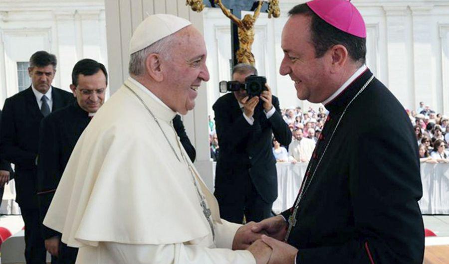 Investigan por abuso sexual a obispo argentino en el Vaticano