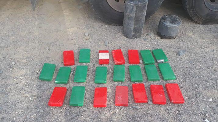 La droga era transportada en un doble fondo del camión