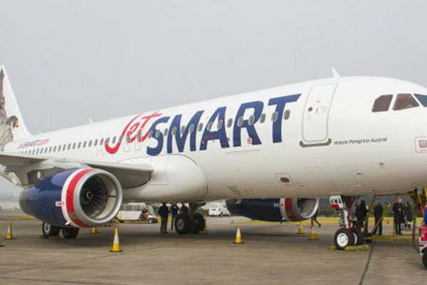 La aeroliacutenea chilena JetSmart pidioacute  la ruta a Las Termas de Riacuteo Hondo