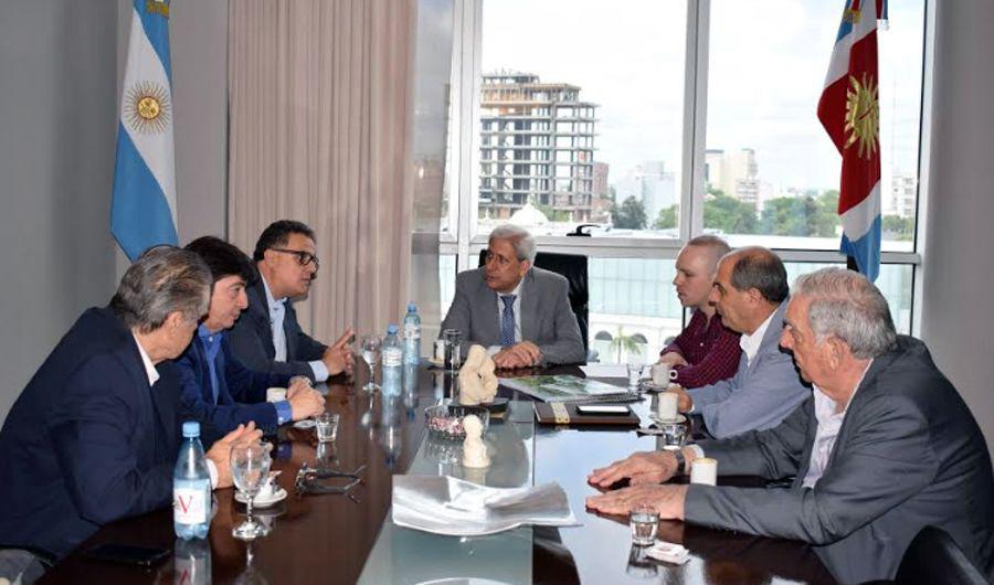 Intereacutes desde Nueva Zelanda por Termas de Riacuteo Hondo