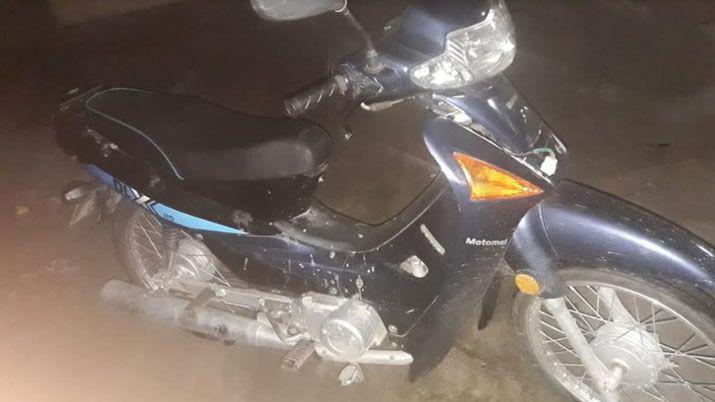 Se recuperaron dos motos robadas y un menor resultoacute demorado