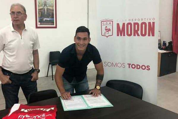 Deportivo Moroacuten incorporoacute al mediocampista Alvarenga