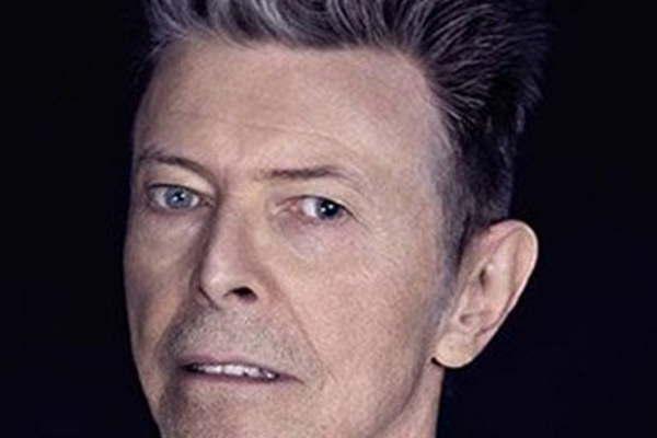 Lanzan grabacioacuten casera e ineacutedita de David Bowie  