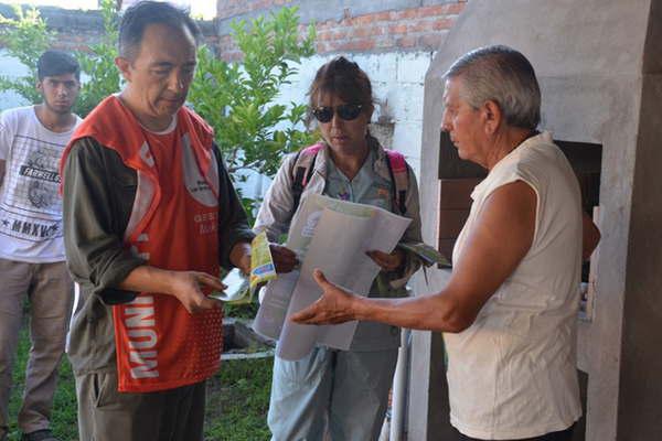 Se puso en marcha en los barrios el operativo de lucha contra el dengue 