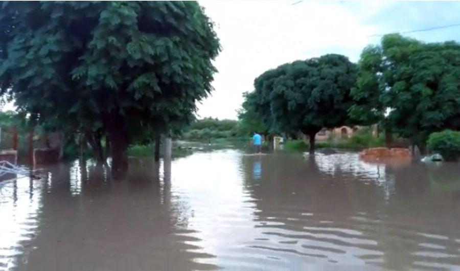 VIDEO Fernaacutendez tambieacuten sufrioacute el fuerte temporal