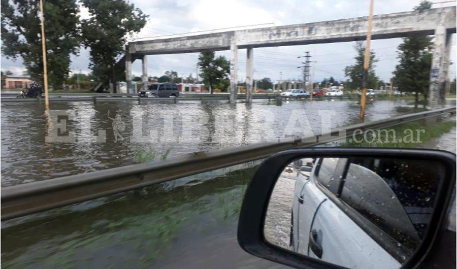 Enterate cuaacutentos miliacutemetros llovioacute en Santiago y otras ciudades