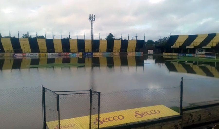 VIDEO  El estadio de Mitre bajo el agua tras la lluvia