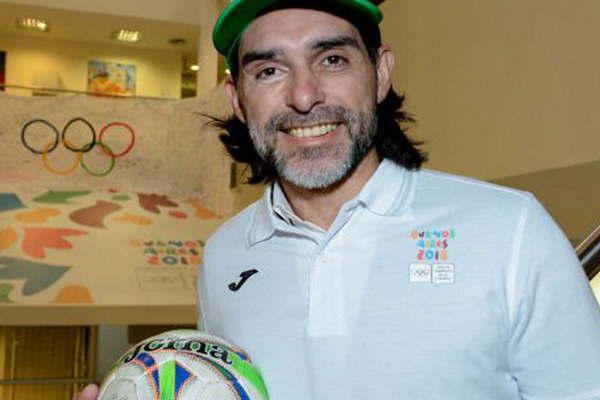 El Ratoacuten Ayala se suma al cuerpo teacutecnico de Scaloni 