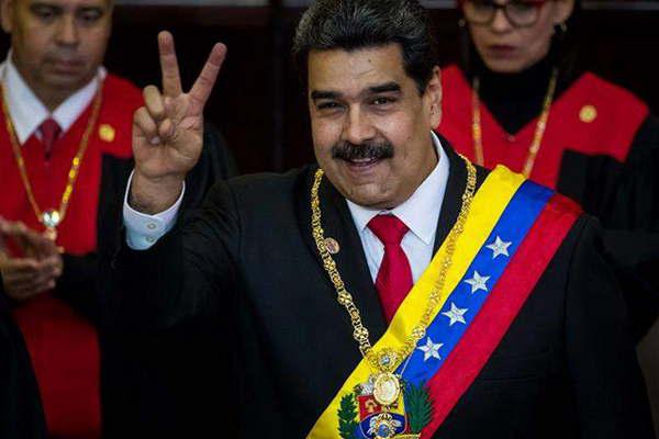 Asumio Maduro jaqueado por los EEUU la UE y la OEA 
