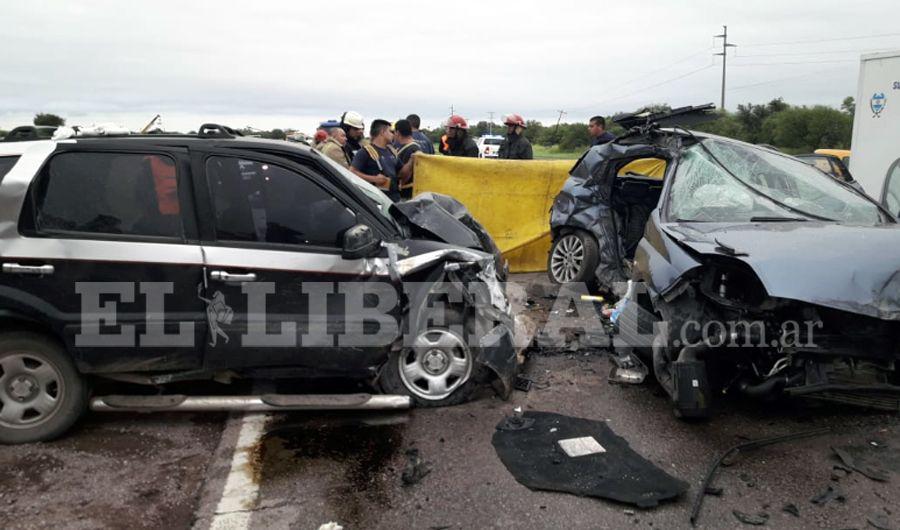 Fotos  Dos muertos en choque frontal sobre Ruta 34