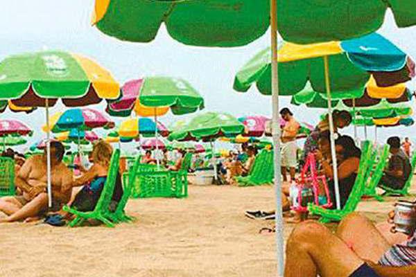 Las playas puacuteblicas con servicios gratuitos la tentacioacuten en Mar del Plata