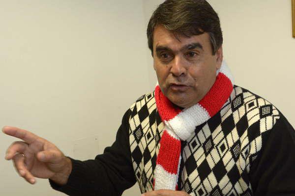 Joseacute Tata Brown fue internado y con diagnoacutestico reservado