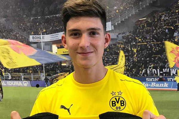 Leonardo Balerdi fue presentado oficialmente por Borussia Dortmund 